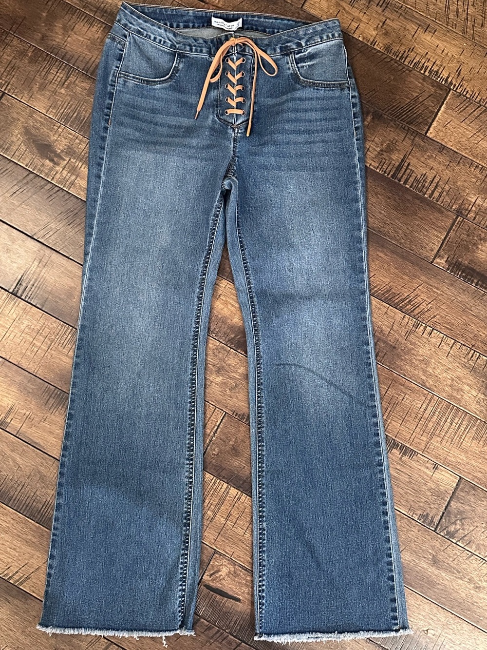 Lace-Up Waist Wide-Leg Jeans